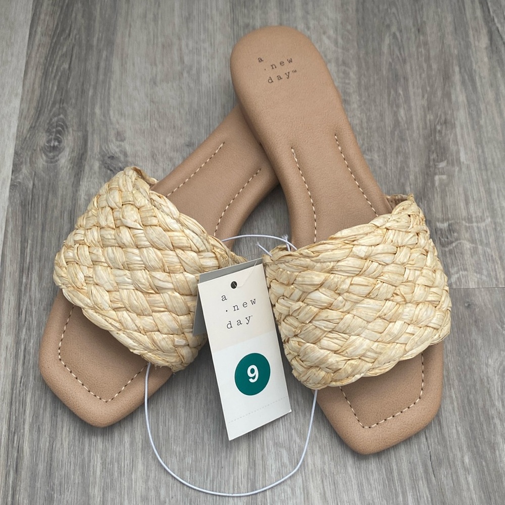 A New Day Carissa Sandals NWT Size 9